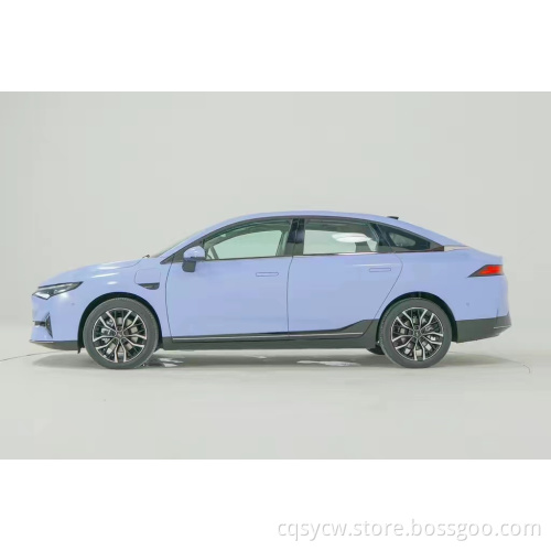 Горячая распродажа электрическая 700 км автомобиль для взрослых автомобильный электрический Xpeng P5 Подержанный автомобиль для продажи сделан в Китае